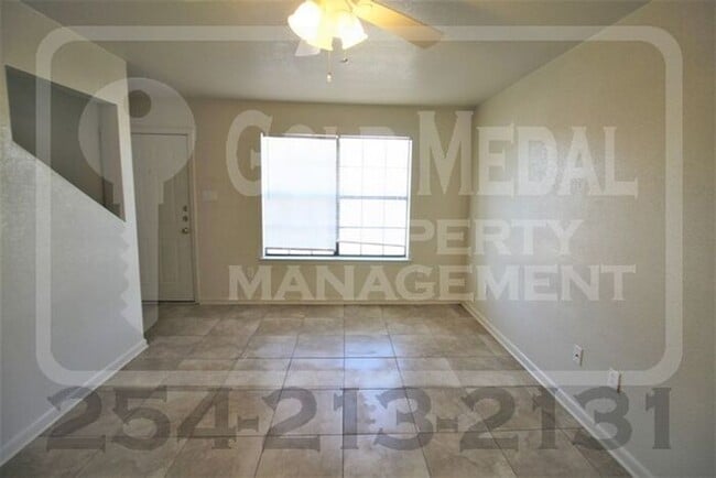 Photo - 1103 Lansberry Ct