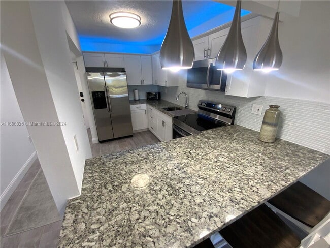 Photo - 6444 Collins Ave