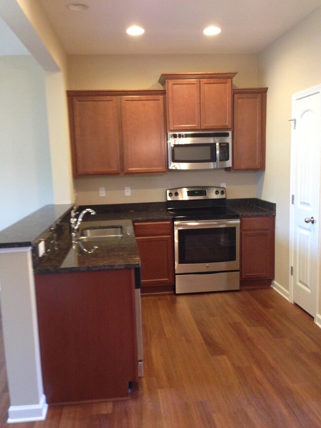 Photo - 2208 Sunny Cove Dr