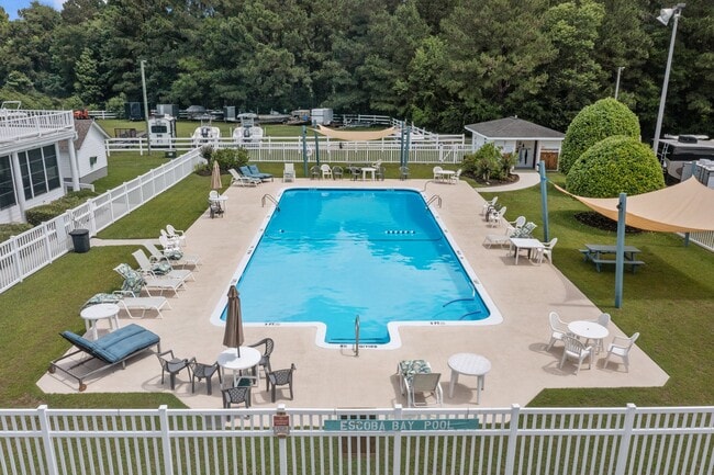 Photo - 408 Celtic Ash St