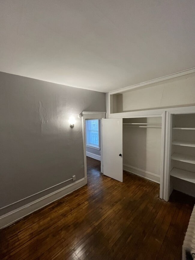 Photo - One Bedroom Westside Saint Paul Apartment Unit 13