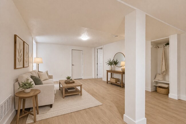 Photo - 428 Thorold Rd Unit 3