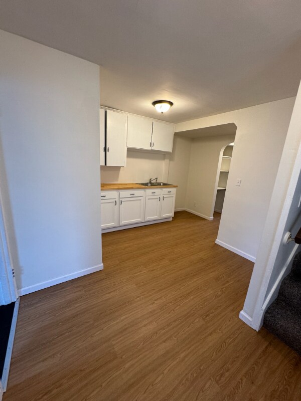 240 E Siebenthaler Ave Condo Condo for Rent in Dayton, OH