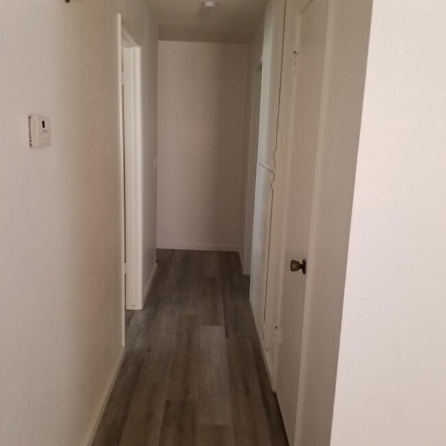 Photo - 981 Sierra Ave