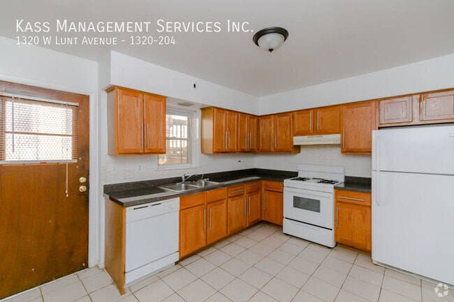 Building Photo - 1320 W Lunt Ave Unit 1320-204 Rental