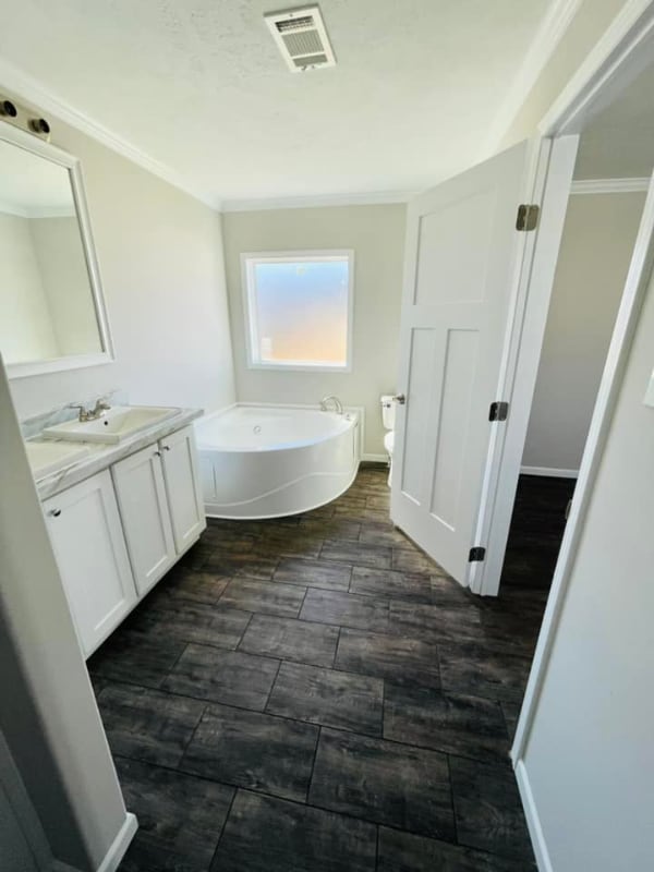 9477 Lansdowne Rd