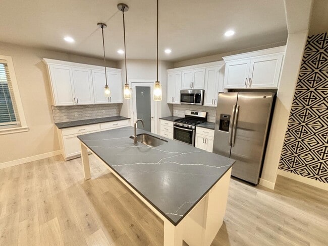 Building Photo - 374 S Willow Leaf Rd Rental