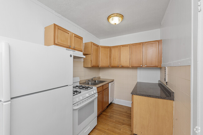 Building Photo - 1721 W North Shore Ave Rental