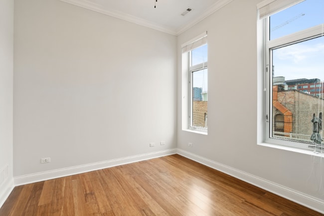 Photo - 1050 S Aberdeen St