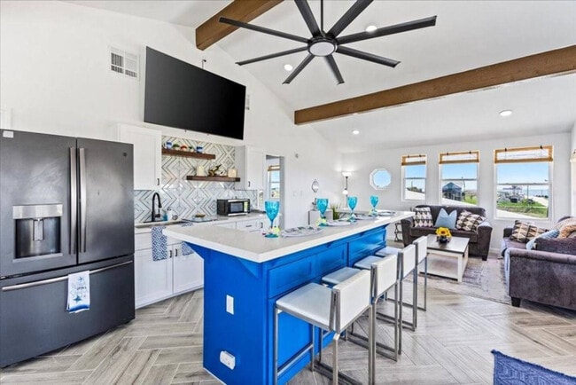 Photo - 920 17th St Unit ID1385489P