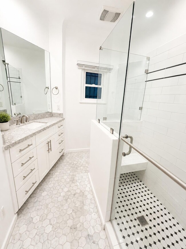 240 S Tower Dr Unit 240.5
