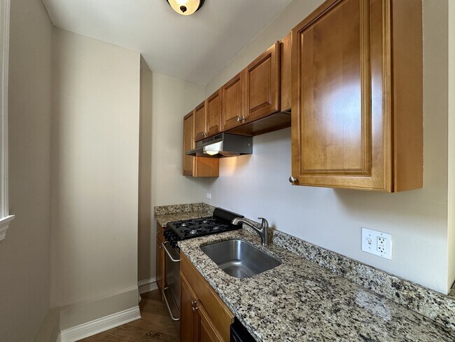 Photo - 901 Green Bay Rd Unit 02A