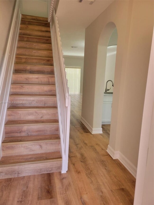 Photo - 15750 SW 92nd Ave