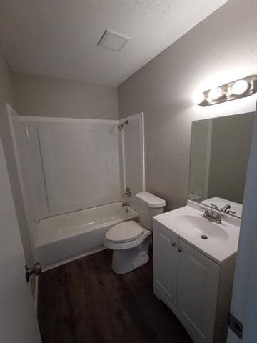 Photo - 2211 N Elm St Unit 5