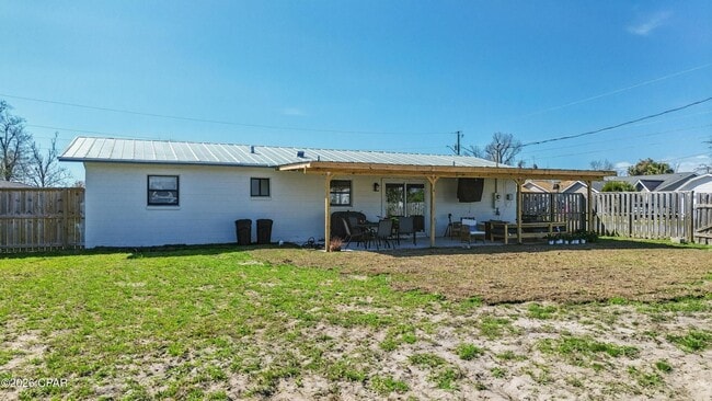 Photo - 412 W 18th Ct