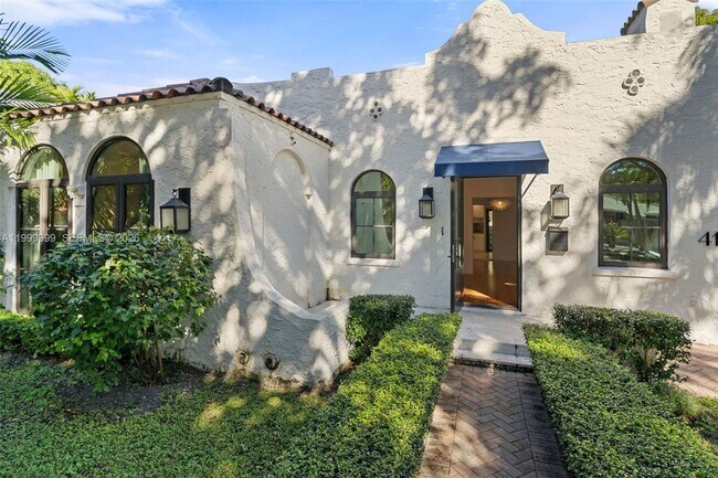 Photo - 415 Aledo Ave