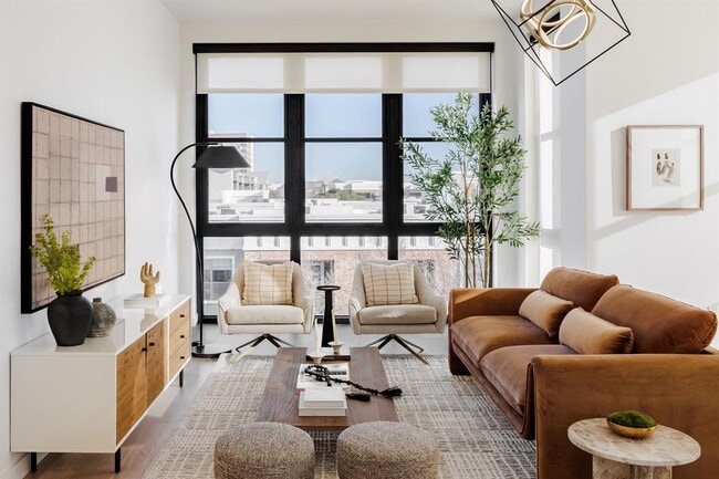 Photo - 800 Embassy Dr Unidad 408