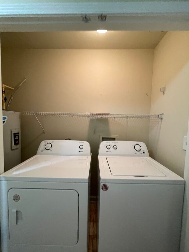 Photo - 07-204 Fattouh Unit 07-204 - B