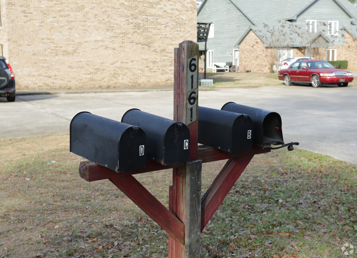 Photo - 6161 Trestlewood Dr