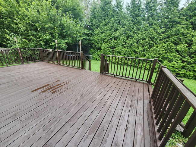 Photo - 321 Mayberry Ln