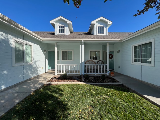 Photo - 98 E Sedgewick Dr