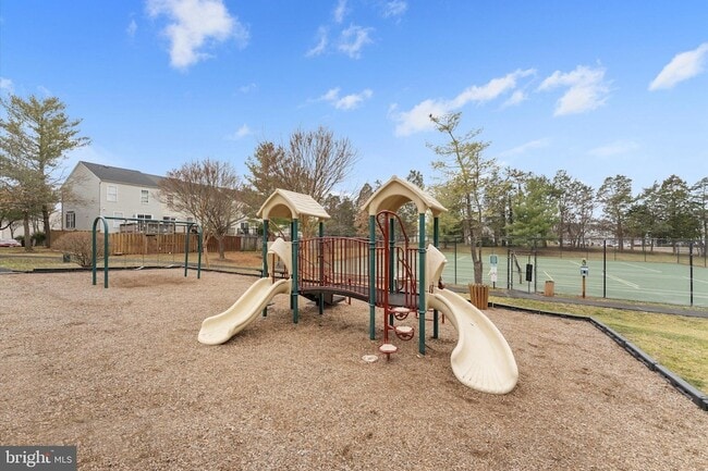 Photo - 9228 Acer Ln