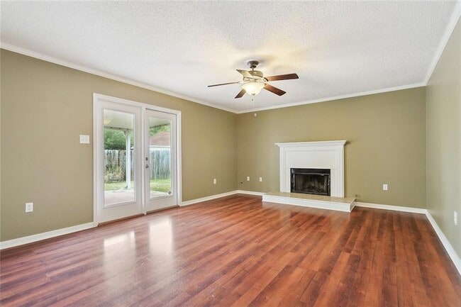 Photo - 1017 Palmetto Ct