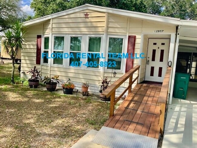 Photo - 2/2 Lady Lake Home