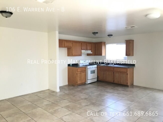 Building Photo - 106 E Warren Ave Unit B