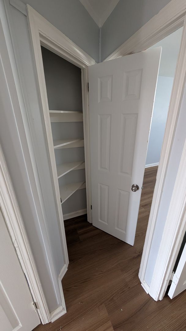 Photo - 3 Bedroom end unit with off-street parking