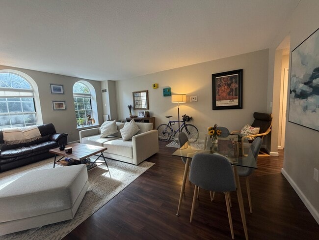 Building Photo - 100 Boatswains Way Unit 111