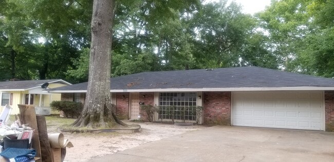 Photo - 1339 Wooddell Dr Unit 1339 Wooddell Dr. Front h