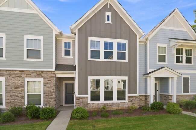 Building Photo - Cedar Ridge Townhomes