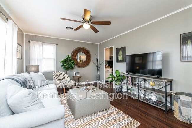 Photo - 317 Mockingbird Ln