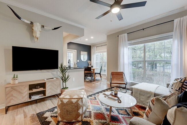 Laurel Canyon Apartments apartments — community photo