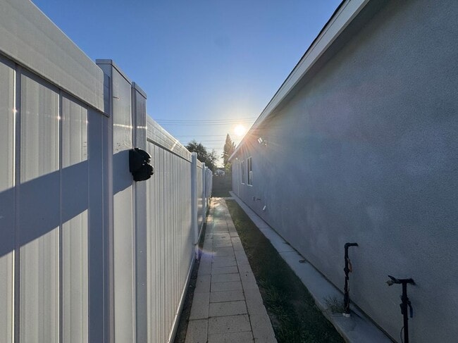 Photo - 6635 Vanguard Ave