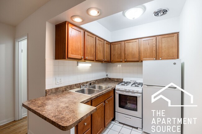 Photo - 540 W Roscoe St Unit 489