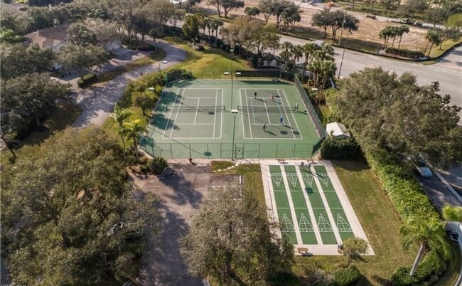 Photo - 25727 Lake Amelia Way Condo Unit 204