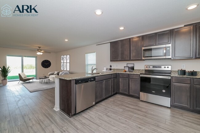 Photo - 429 Kensington View Dr