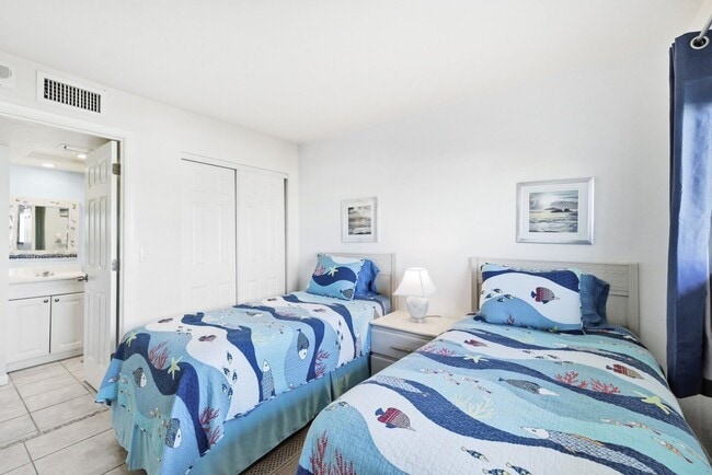 Photo - 8350 Estero Blvd Unidad 331