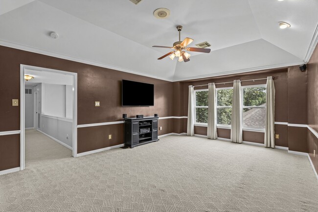 Building Photo - 2210 Bay Haven Way