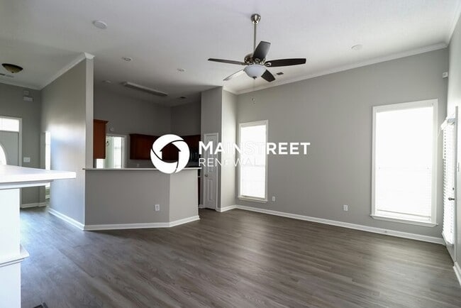 3 Bedroom Pet-Friendly Home in CORDOVA, TN with Main Street Renewal