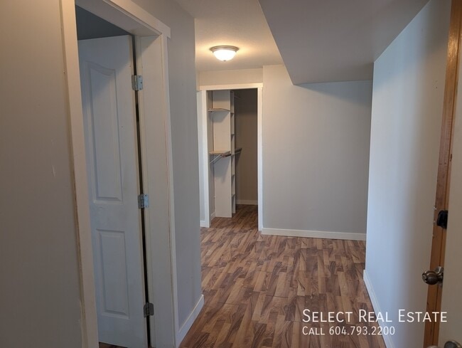 Photo - 9345 Charles St Unit B