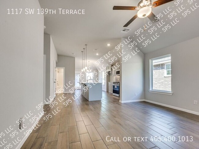 Photo - 1117 SW 139th Ter