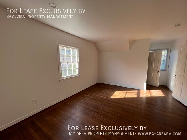 Photo - 1919 Tasso St