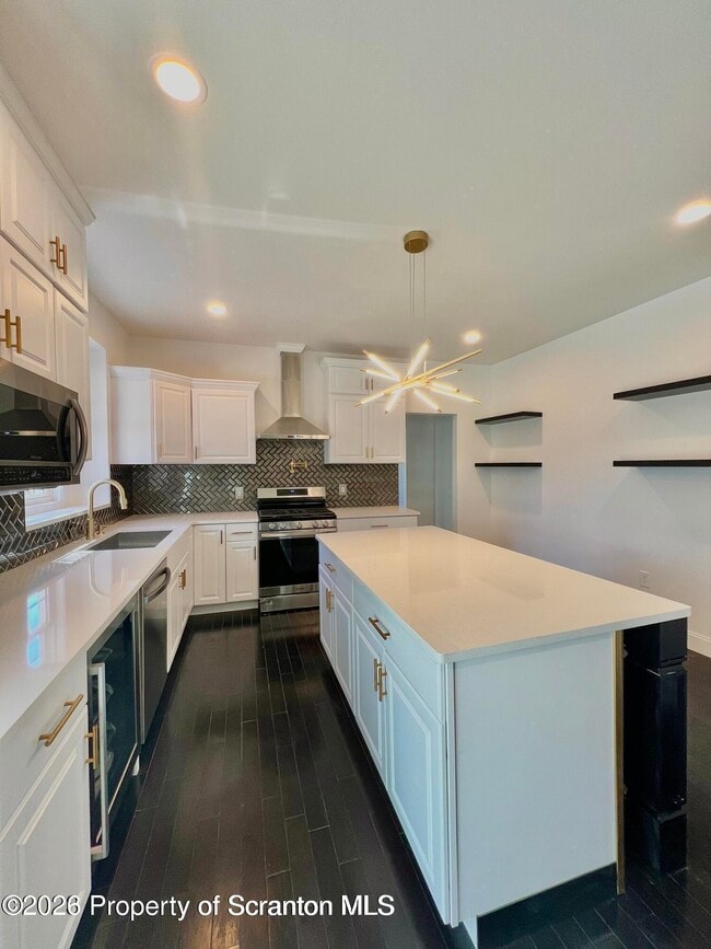 Photo - 400 Haven Ln