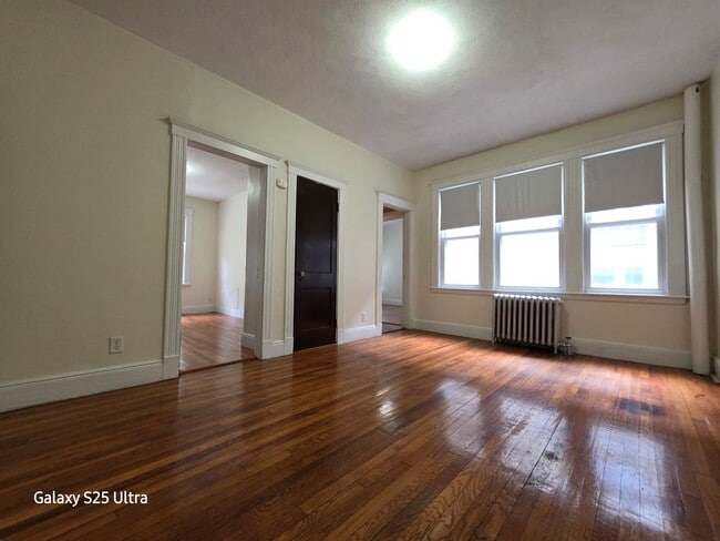Building Photo - Central Brighton Location. Steps from the T Stop. Heat Hot Water Included. Elevator, Laundry on a...