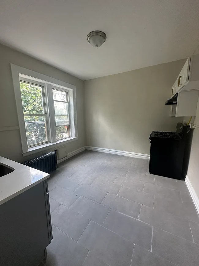 2 W Alpine St Unit 10