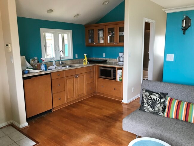 Photo - 4121 Black Point Rd Unidad Studio apartment