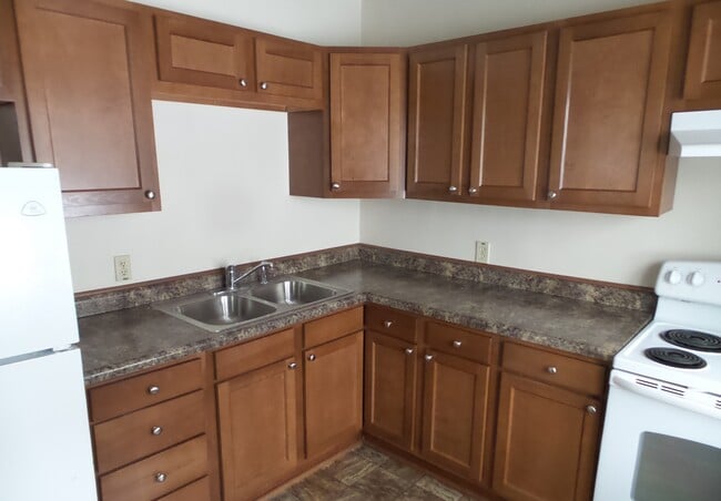 Kitchen - 509 S Pennsylvania Ave